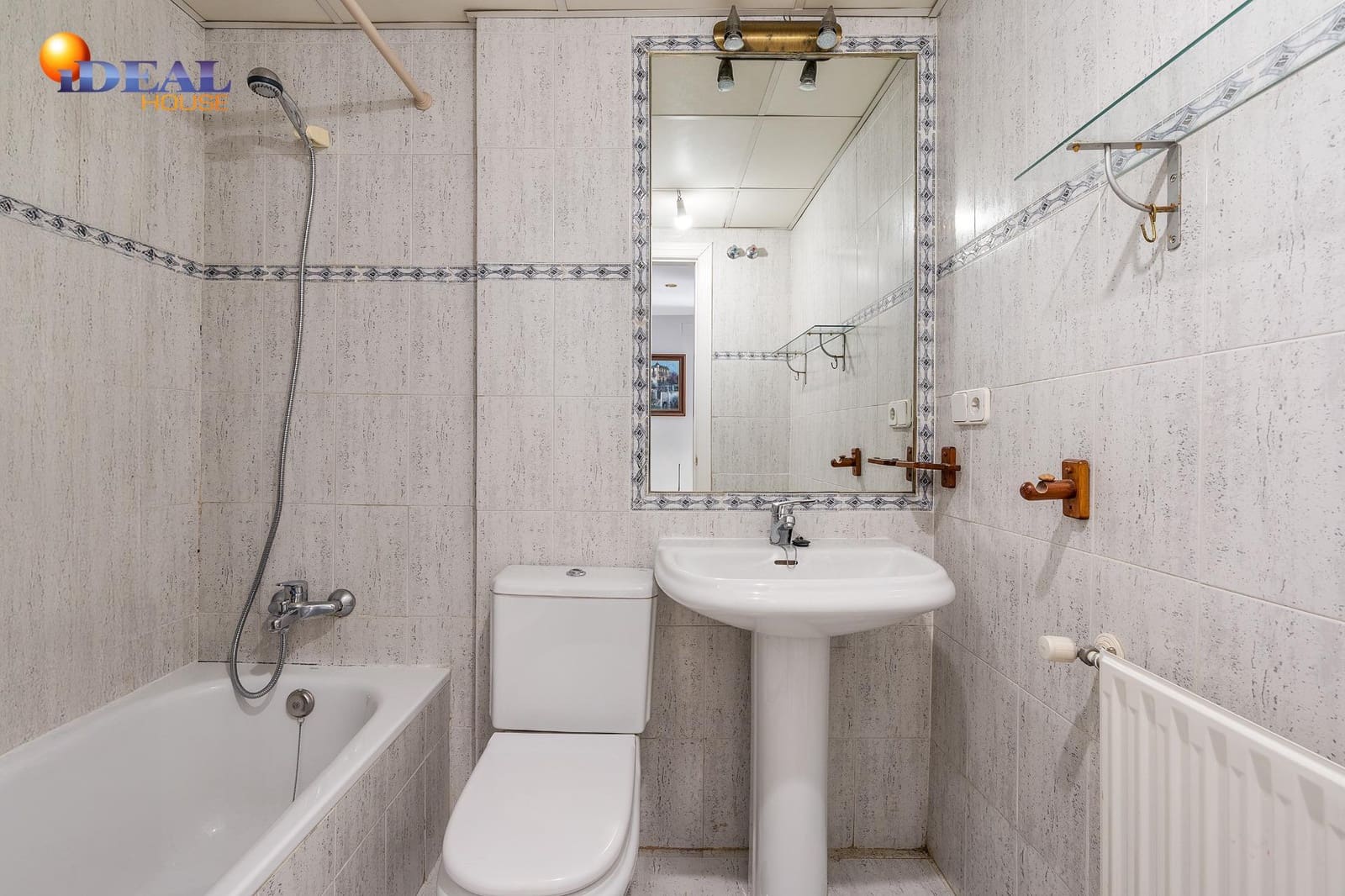 4 camera da letto Villetta a Schiera in vendita in Armilla con garage - 359.000 € (Rif: 9434362)