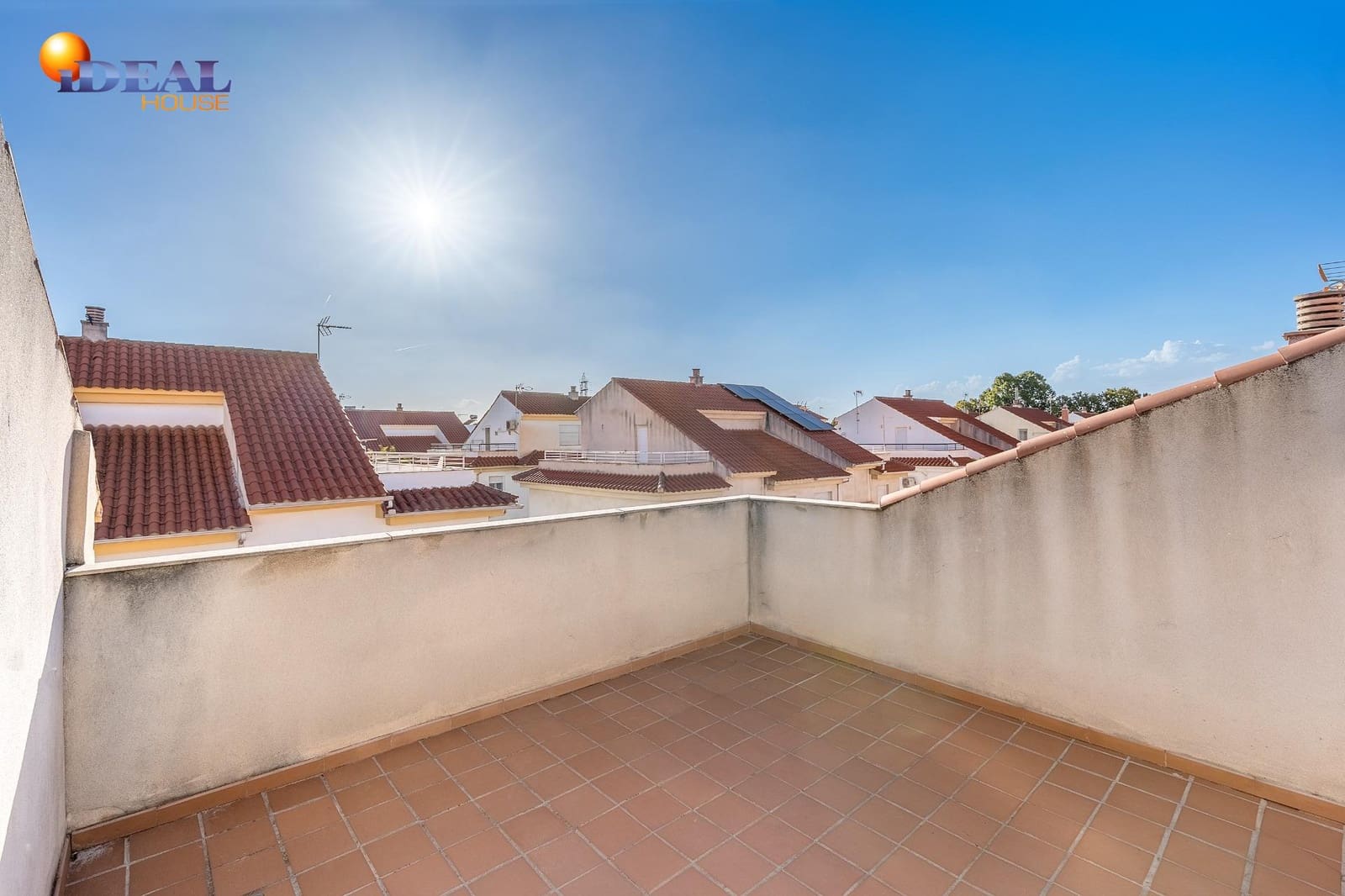 4 camera da letto Villetta a Schiera in vendita in Armilla con garage - 359.000 € (Rif: 9434362)