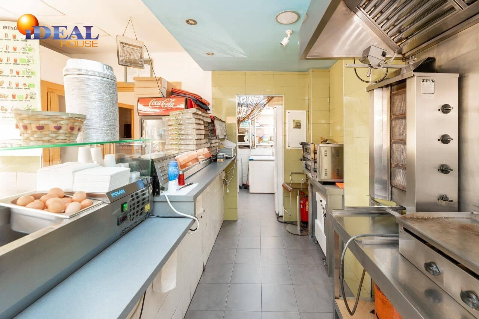 Commerciale in vendita in Granada citta - 75.900 € (Rif: 9434363)