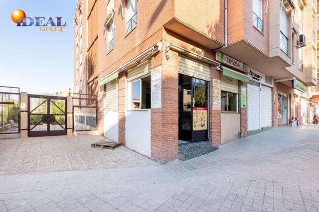 Commerciale in vendita in Granada città - 75.900 € (Rif: 9434363)