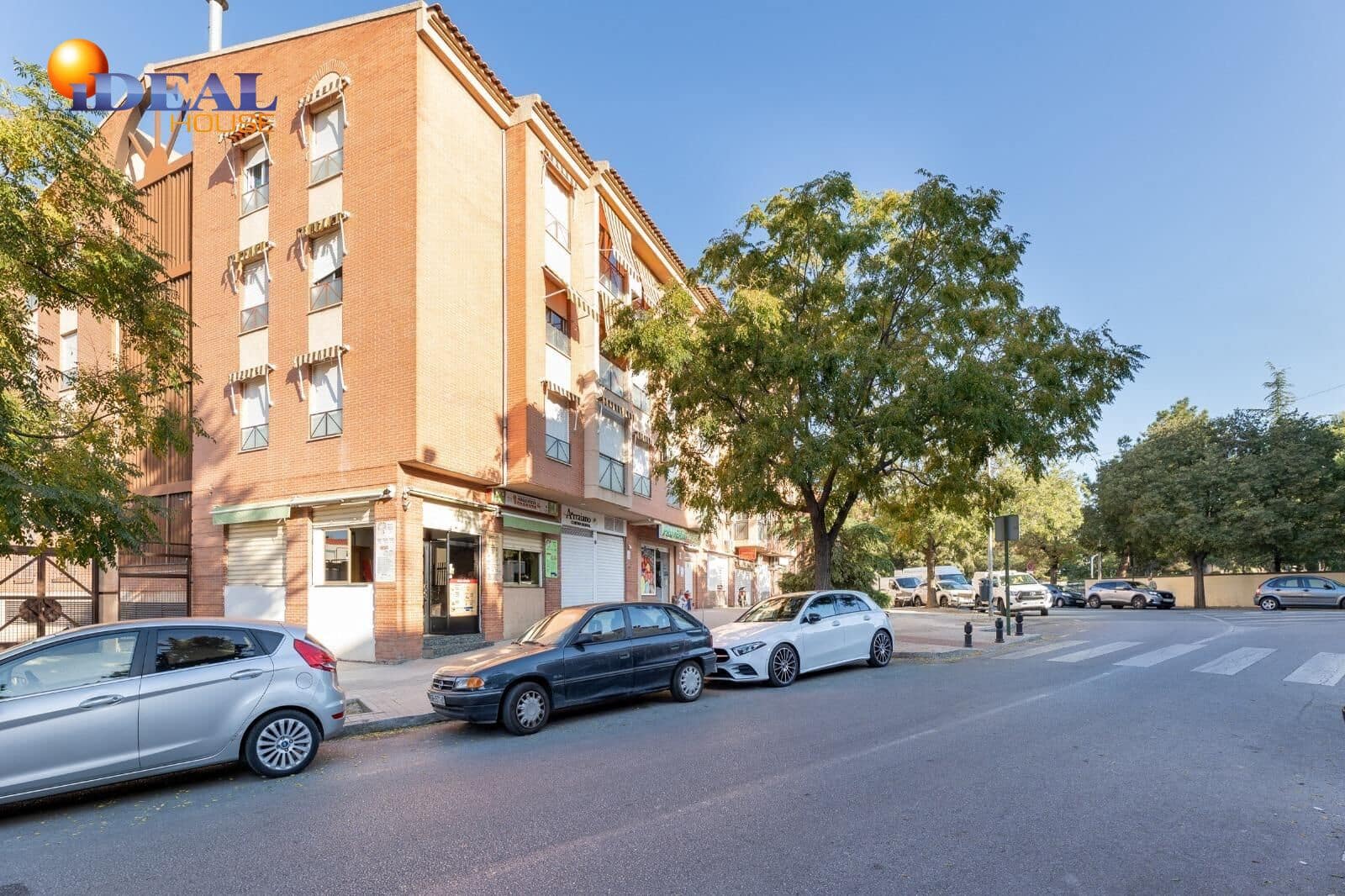 Commerciale in vendita in Granada citta - 75.900 € (Rif: 9434363)