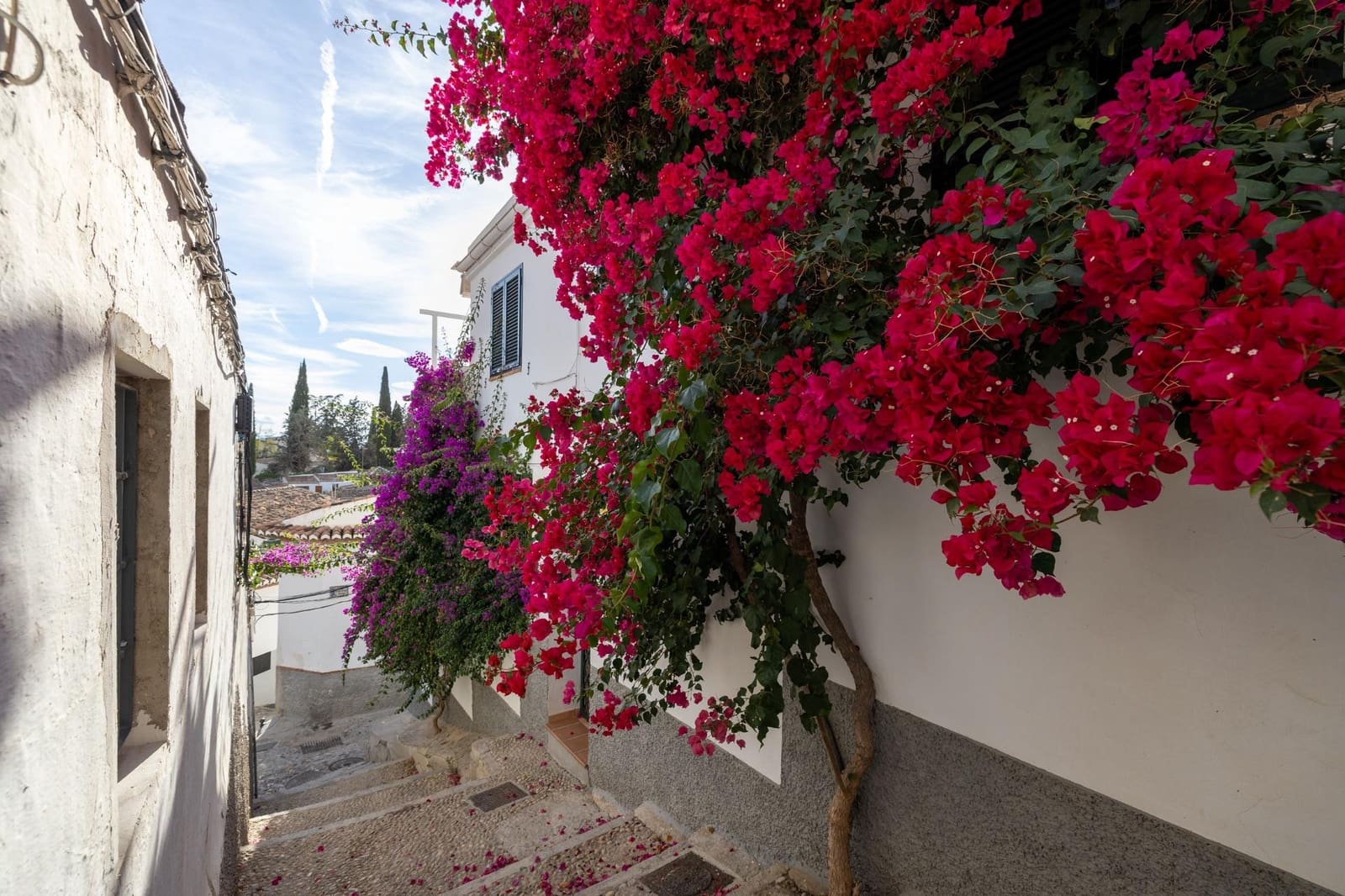 2 slaapkamer Rijtjeshuis te koop in Granada stad - € 480.000 (Ref: 9434364)