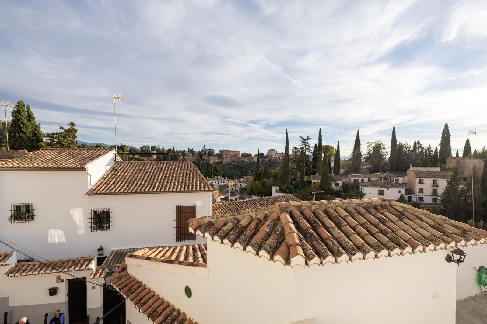 2 slaapkamer Rijtjeshuis te koop in Granada stad - € 480.000 (Ref: 9434364)