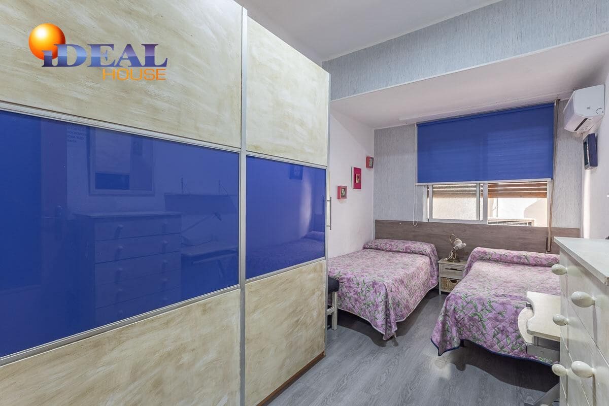 4 bedroom Flat for sale in Granada city - € 485,000 (Ref: 9434369)