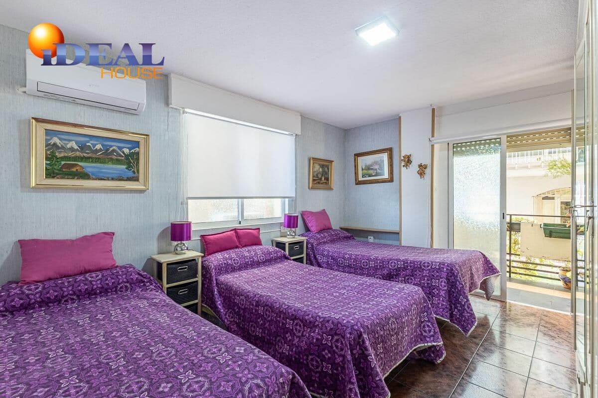 4 bedroom Flat for sale in Granada city - € 485,000 (Ref: 9434369)