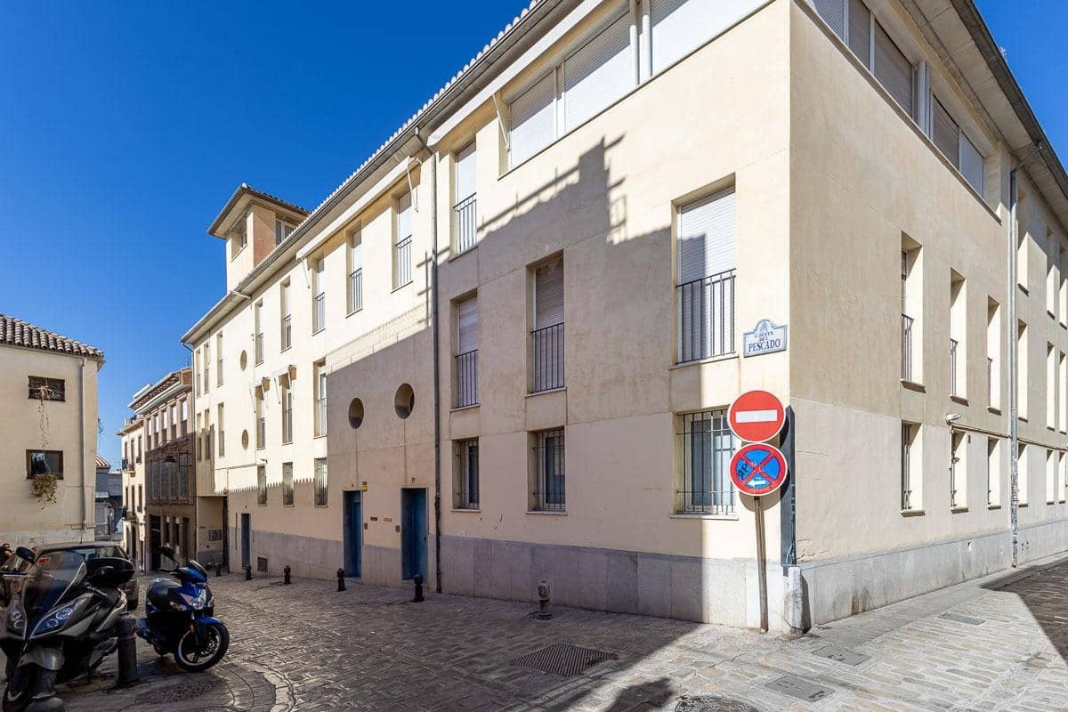 1 bedroom Flat for sale in Granada city - € 220,000 (Ref: 9434372)