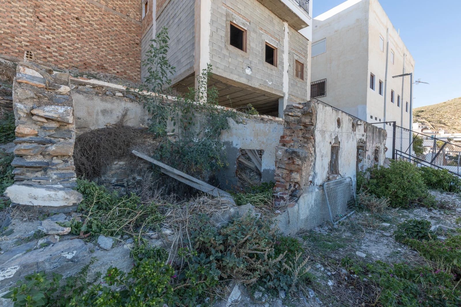 3 bedroom Townhouse for sale in Castell de Ferro - € 199,990 (Ref: 9434378)