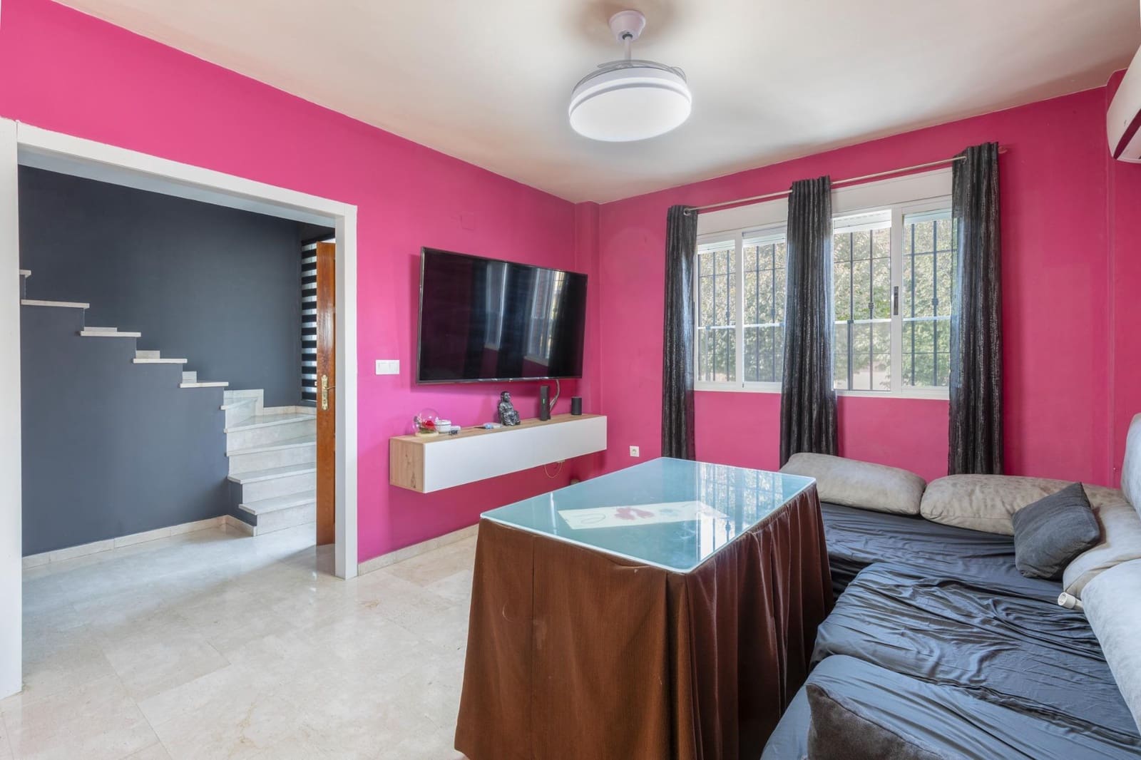 4 quarto Casa em Banda para venda em Las Gabias com piscina garagem - 290 000 € (Ref: 9434379)