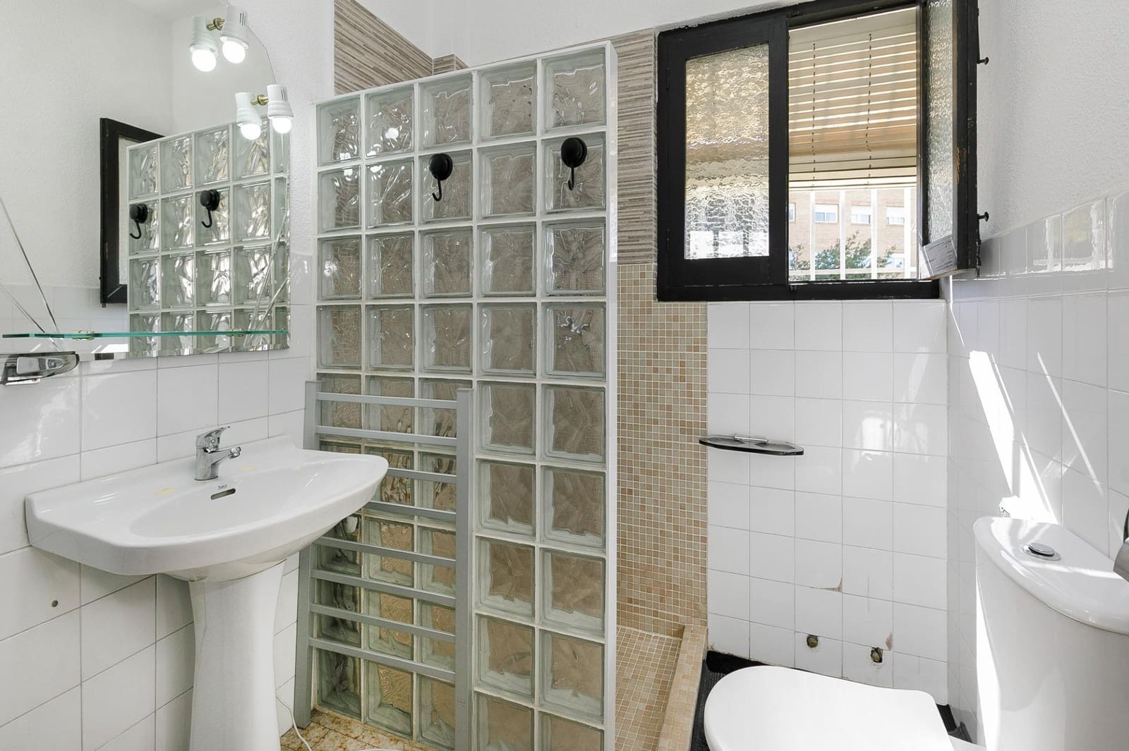 3 soverom Rekkehus til salgs i Granada by - € 347 000 (Ref: 9434381)