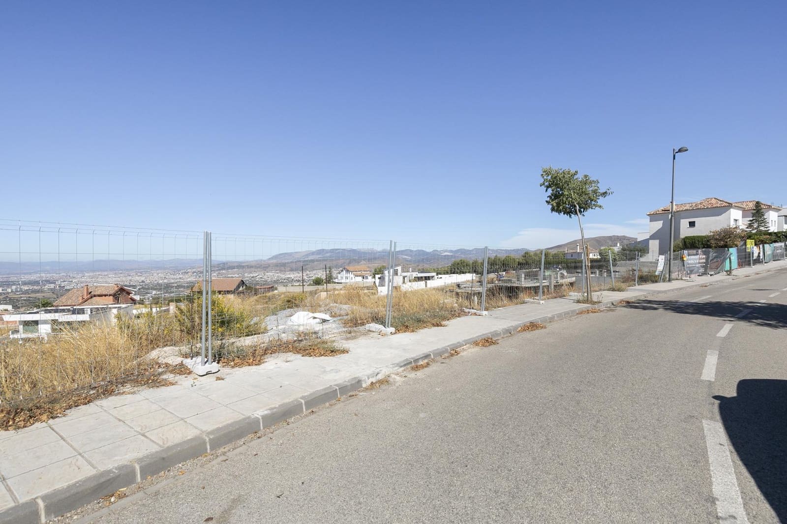 Solar/Parcela en La Zubia en venta - 83.900 € (Ref: 9434382)