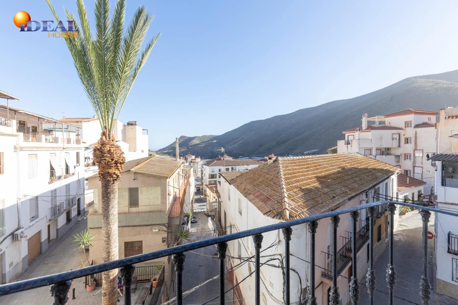 5 bedroom Townhouse for sale in Albunol - € 99,900 (Ref: 9434384)