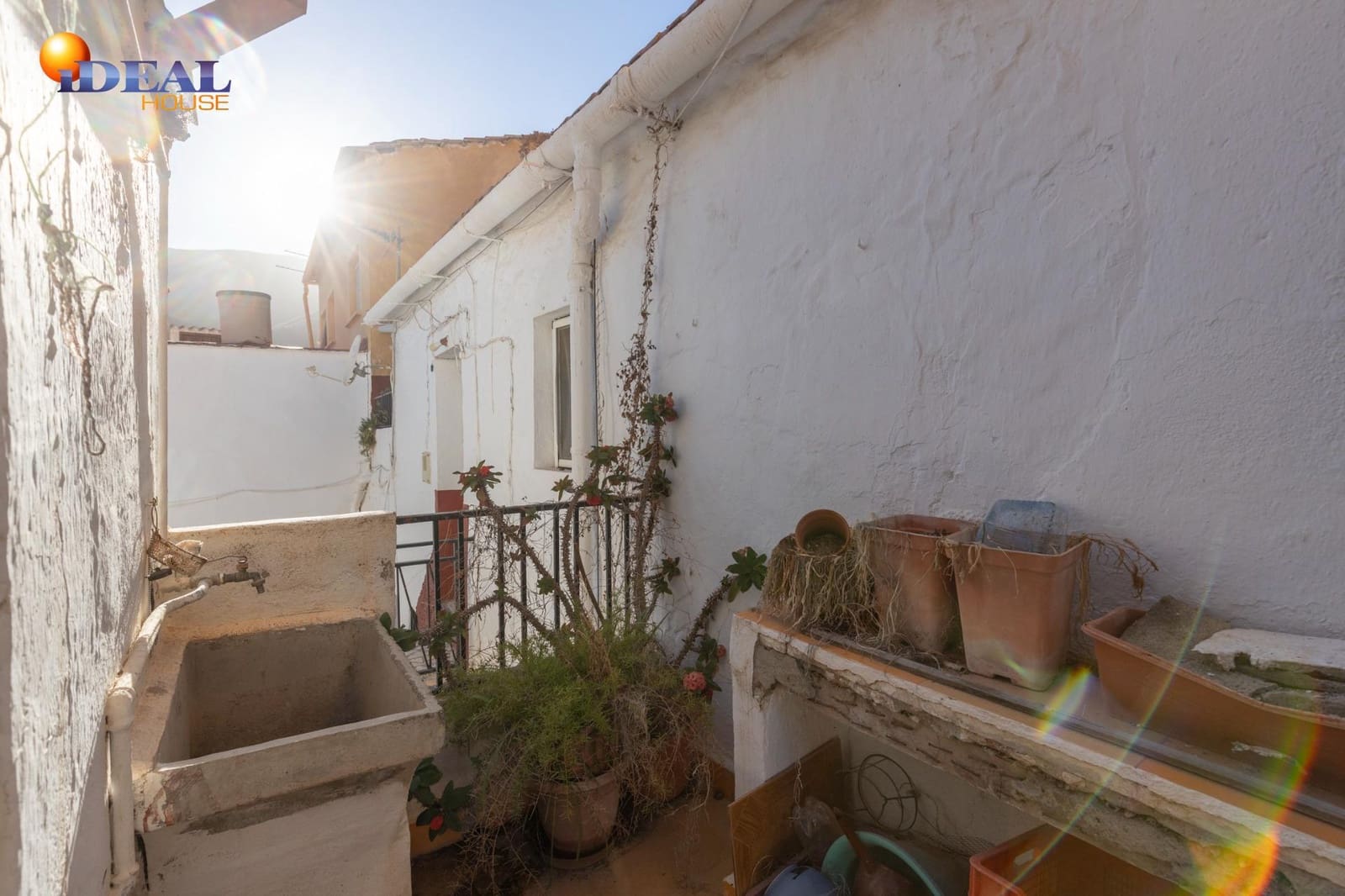 5 bedroom Townhouse for sale in Albunol - € 99,900 (Ref: 9434384)