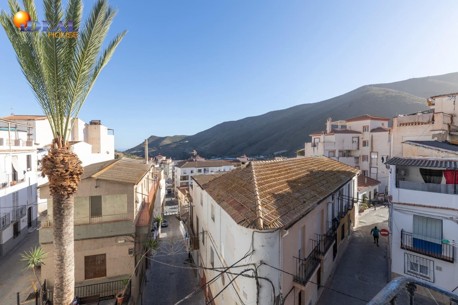 5 bedroom Townhouse for sale in Albunol - € 99,900 (Ref: 9434384)