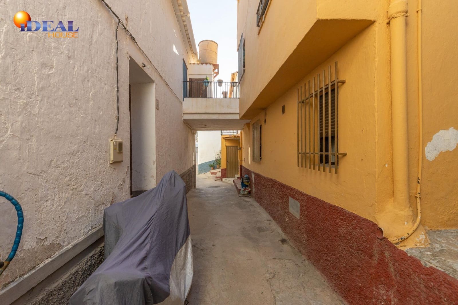 5 bedroom Townhouse for sale in Albunol - € 99,900 (Ref: 9434384)