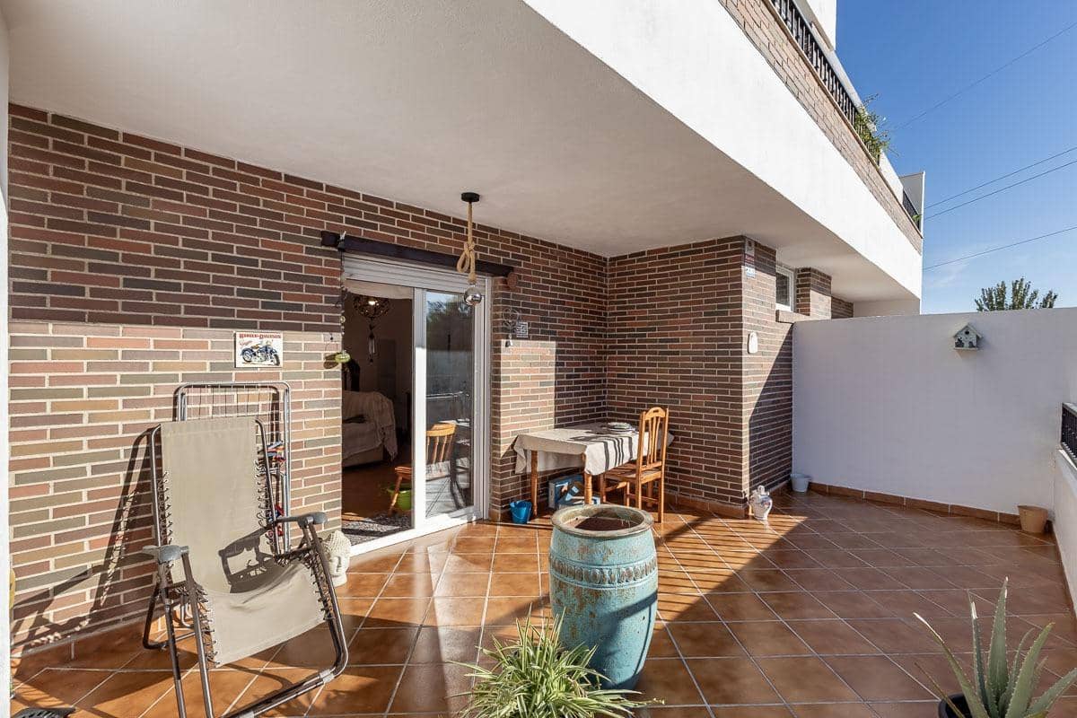 2 bedroom Flat for sale in Las Gabias - € 195,000 (Ref: 9434387)