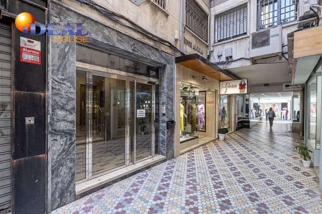 3 soveværelse Lejlighed til salg i Centro - Sagrario, Granada by med garage - € 395.000 (Ref: 9434388)