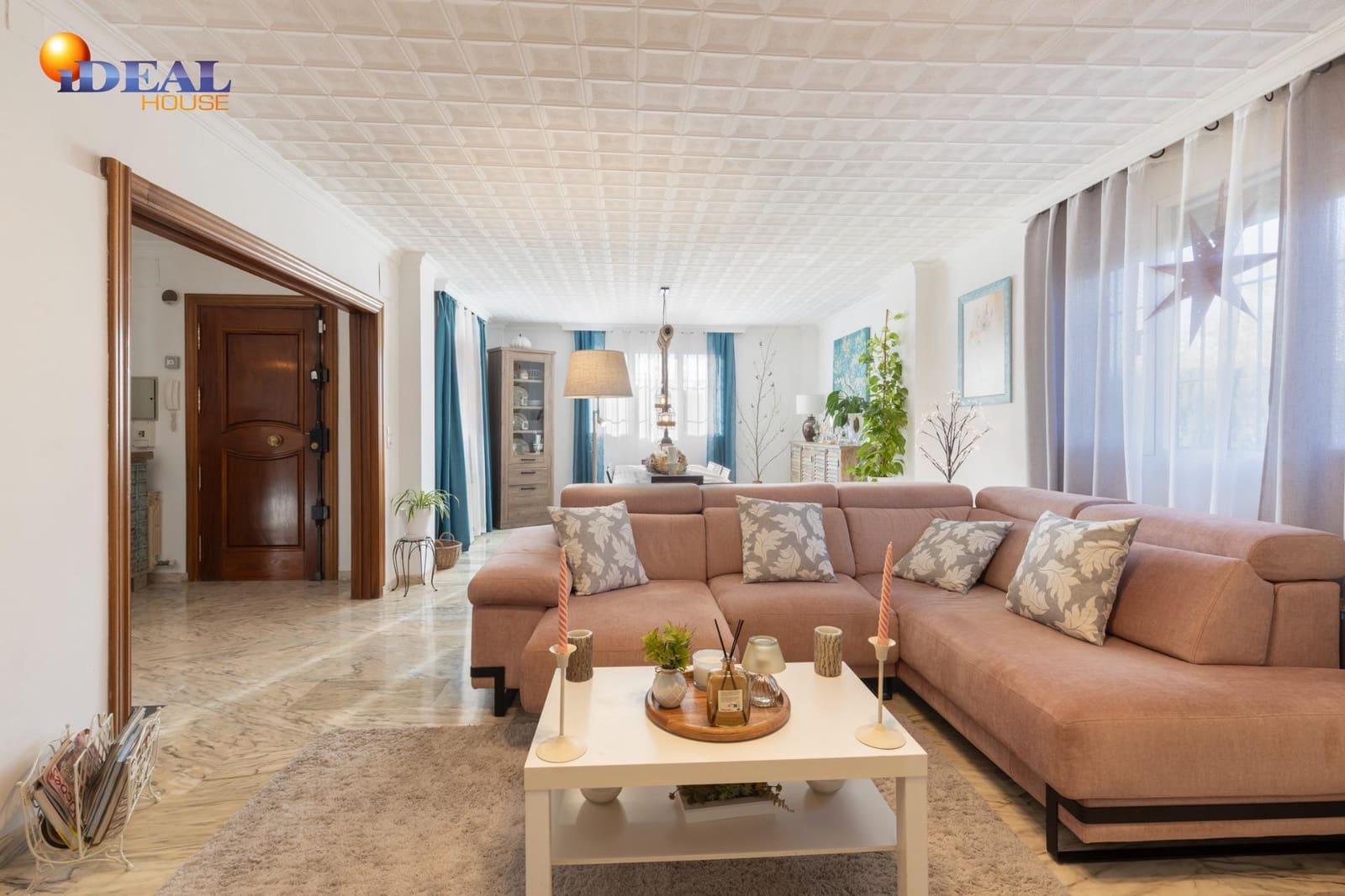 5 chambre Villa/Maison à vendre à Gojar avec piscine garage - 560 000 € (Ref: 9434389)