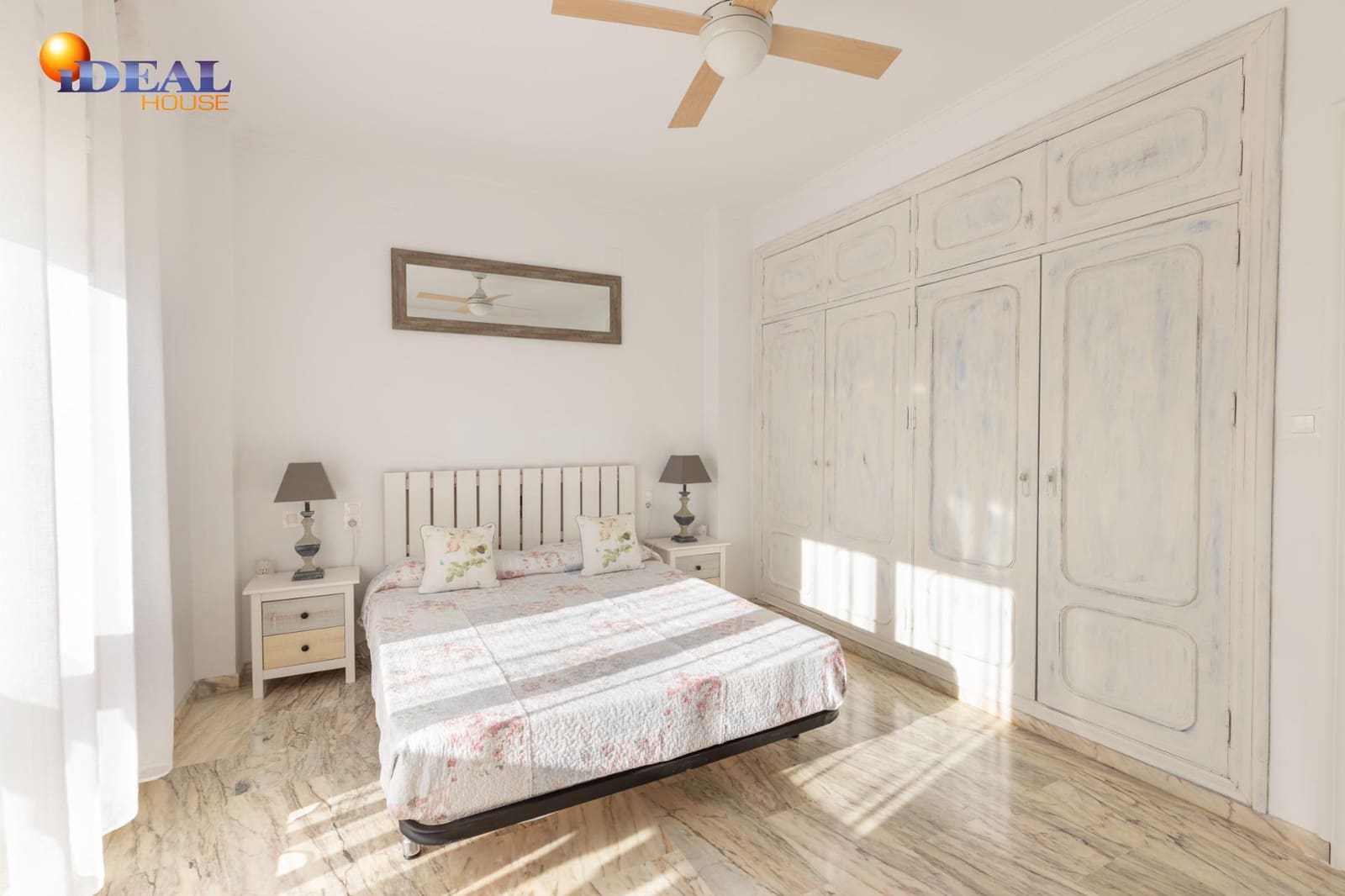 5 chambre Villa/Maison à vendre à Gojar avec piscine garage - 560 000 € (Ref: 9434389)