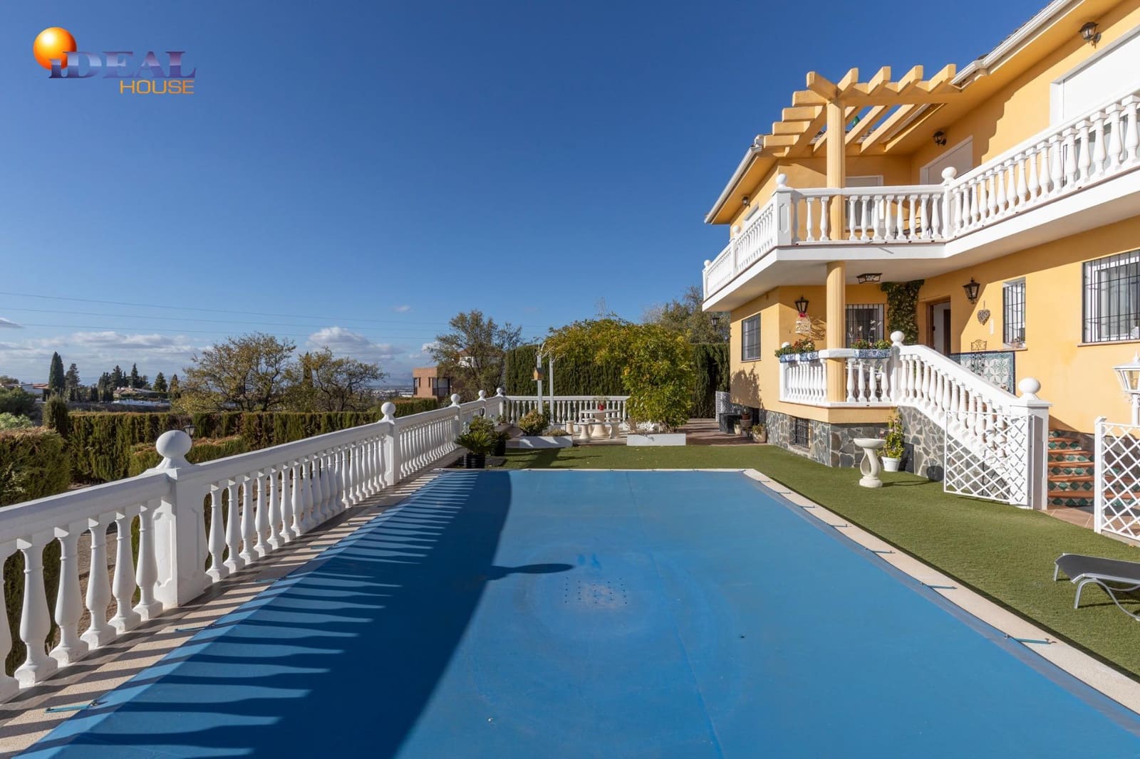 5 chambre Villa/Maison à vendre à Gojar avec piscine garage - 560 000 € (Ref: 9434389)