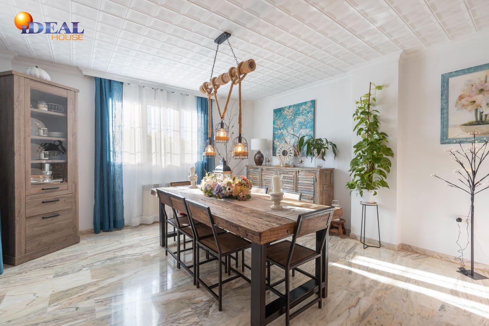 5 chambre Villa/Maison à vendre à Gojar avec piscine garage - 560 000 € (Ref: 9434389)