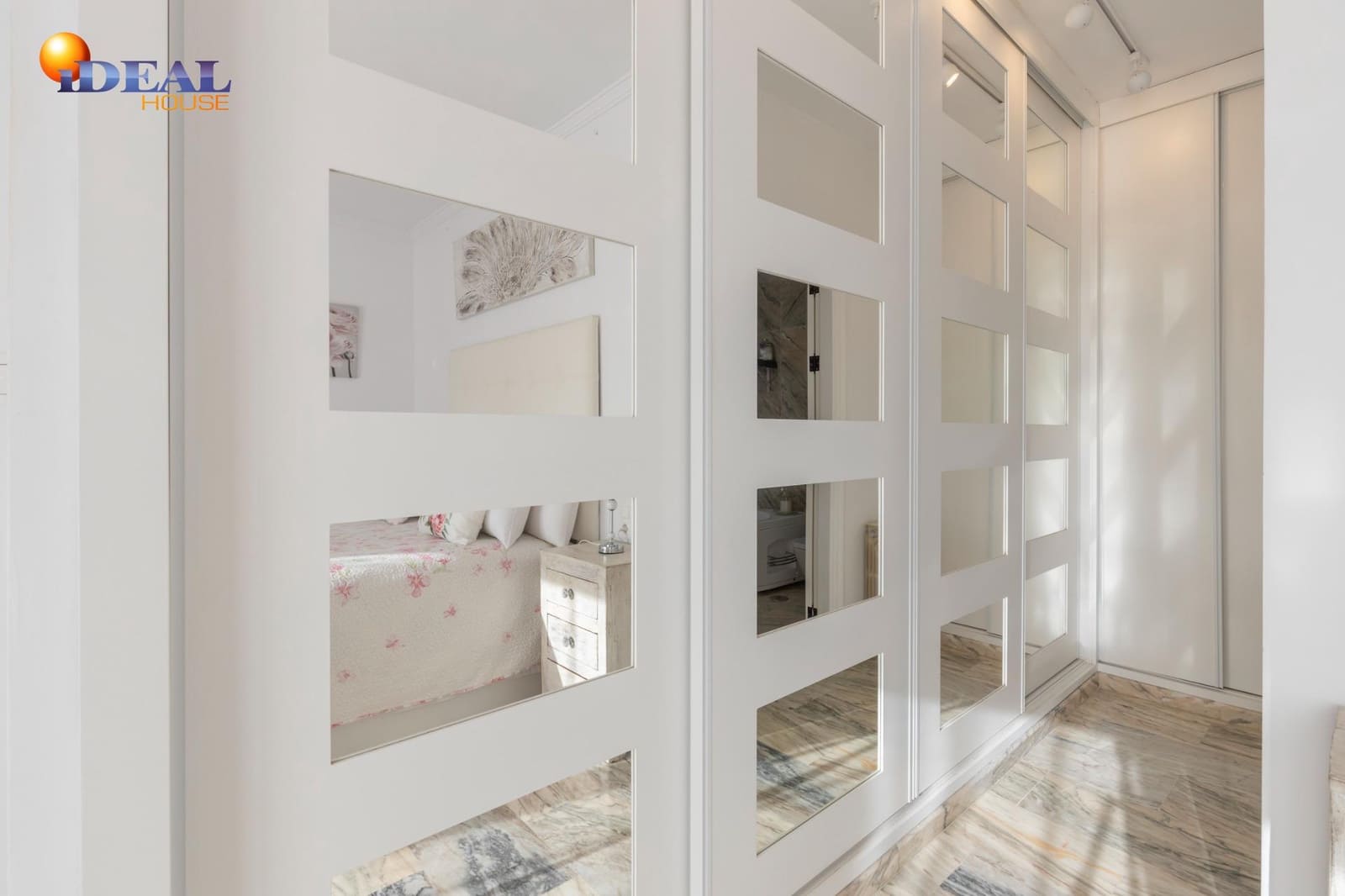 5 chambre Villa/Maison à vendre à Gojar avec piscine garage - 560 000 € (Ref: 9434389)