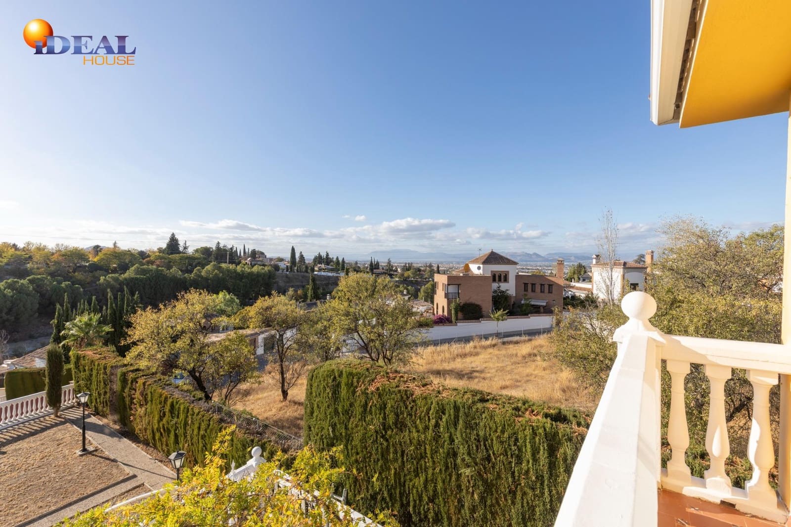 5 chambre Villa/Maison à vendre à Gojar avec piscine garage - 560 000 € (Ref: 9434389)