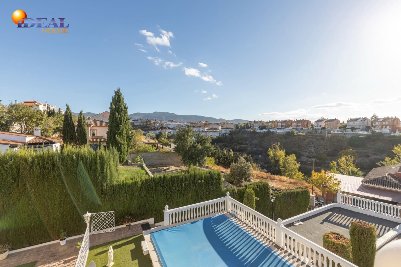 5 chambre Villa/Maison à vendre à Gojar avec piscine garage - 560 000 € (Ref: 9434389)