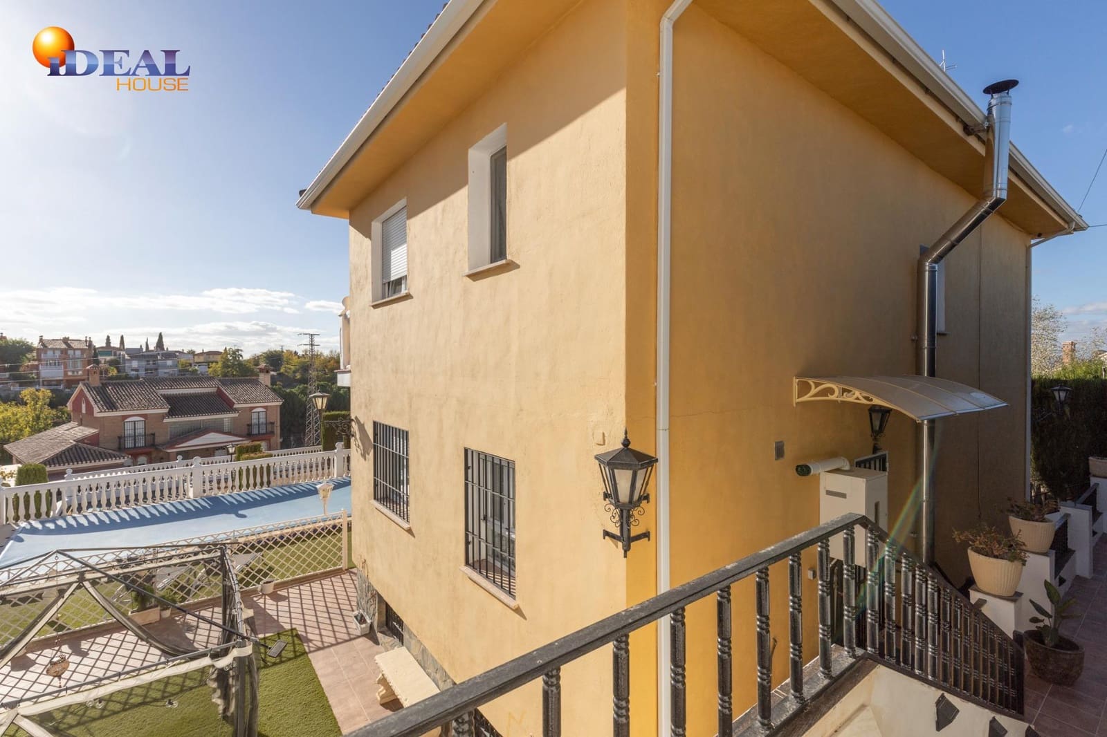 5 chambre Villa/Maison à vendre à Gojar avec piscine garage - 560 000 € (Ref: 9434389)