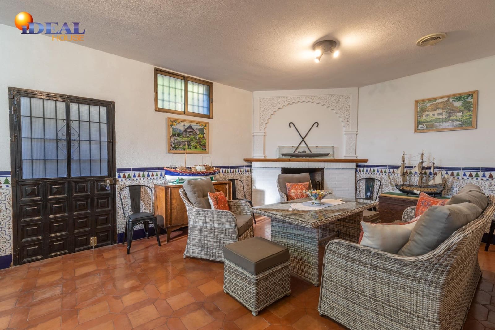 5 chambre Villa/Maison à vendre à Gojar avec piscine garage - 560 000 € (Ref: 9434389)