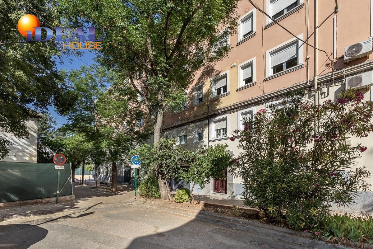 1 bedroom Apartment for sale in Granada city - € 98,000 (Ref: 9434391)