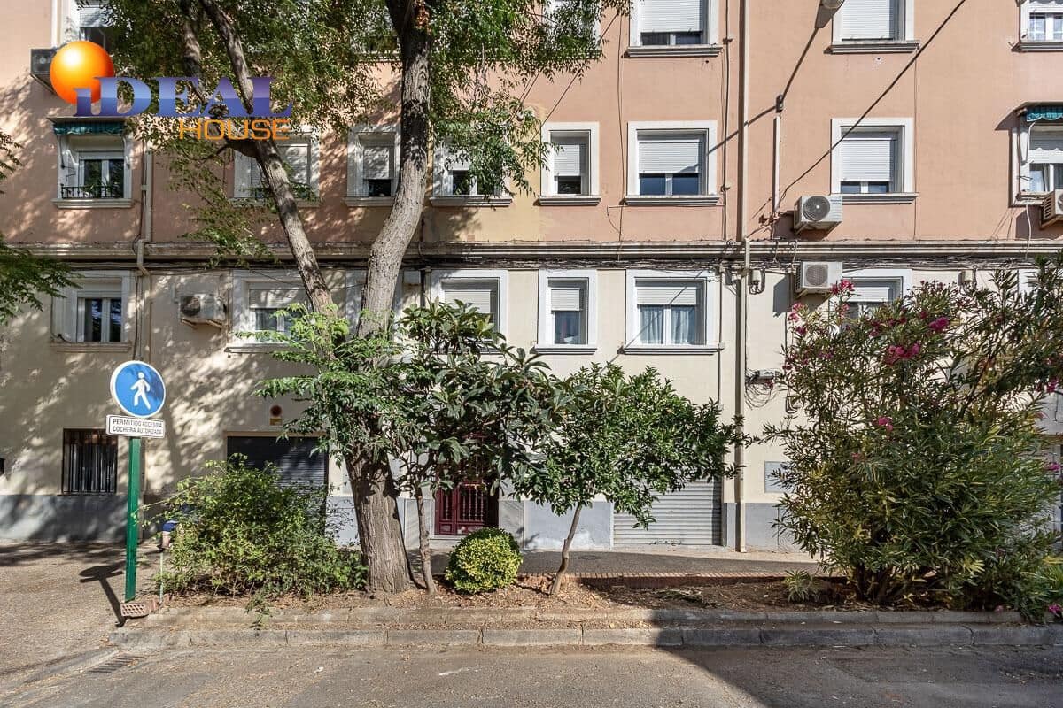 1 bedroom Apartment for sale in Granada city - € 98,000 (Ref: 9434391)