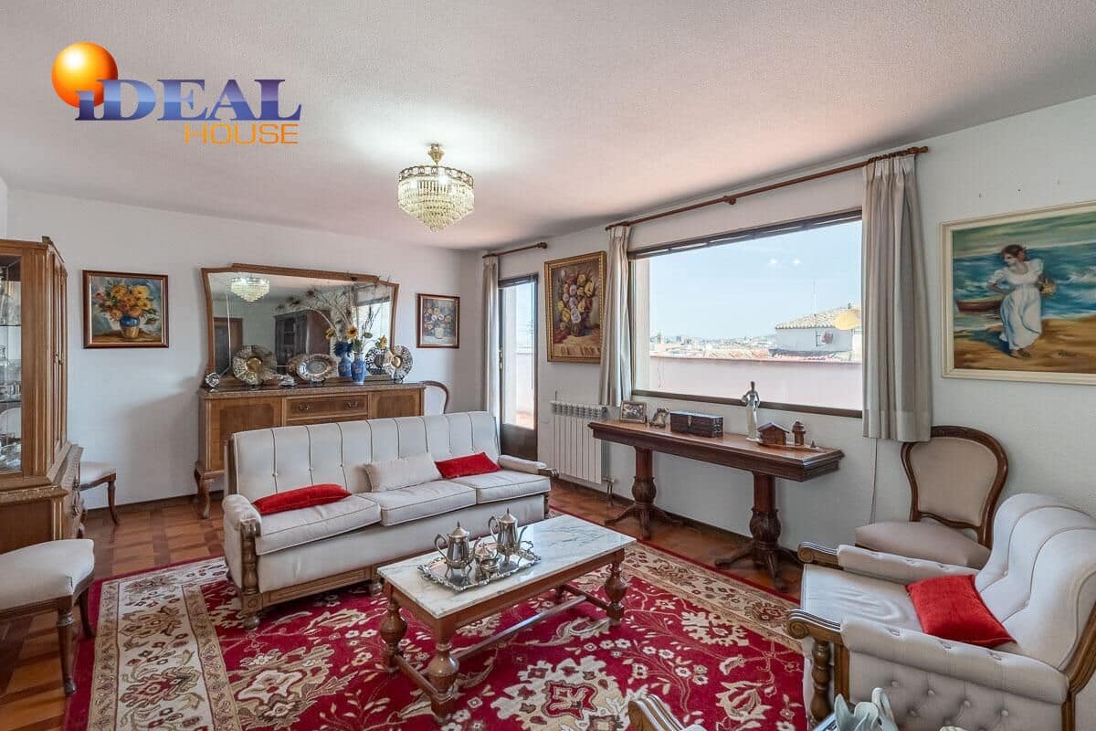 11 bedroom Apartment for sale in Granada city - € 1,069,000 (Ref: 9434392)