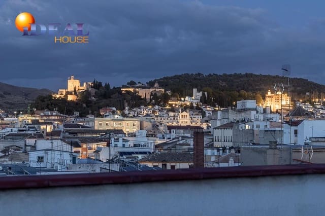 11 slaapkamer Appartement te koop in Centro, Granada stad - € 1.069.000 (Ref: 9434392)