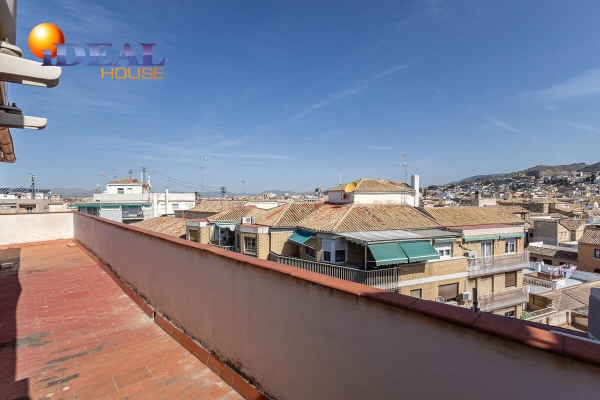 11 bedroom Apartment for sale in Granada city - € 1,069,000 (Ref: 9434392)