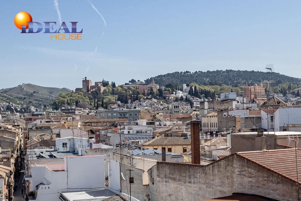 11 bedroom Apartment for sale in Granada city - € 1,069,000 (Ref: 9434392)