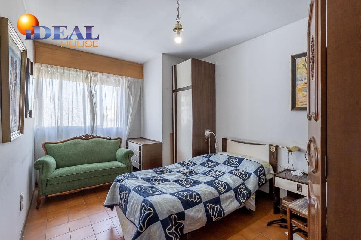 11 bedroom Apartment for sale in Granada city - € 1,069,000 (Ref: 9434392)