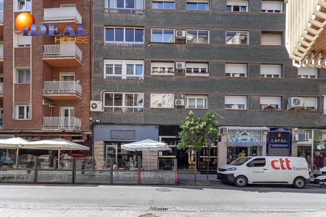 11 slaapkamer Appartement te koop in Centro, Granada stad - € 1.069.000 (Ref: 9434392)