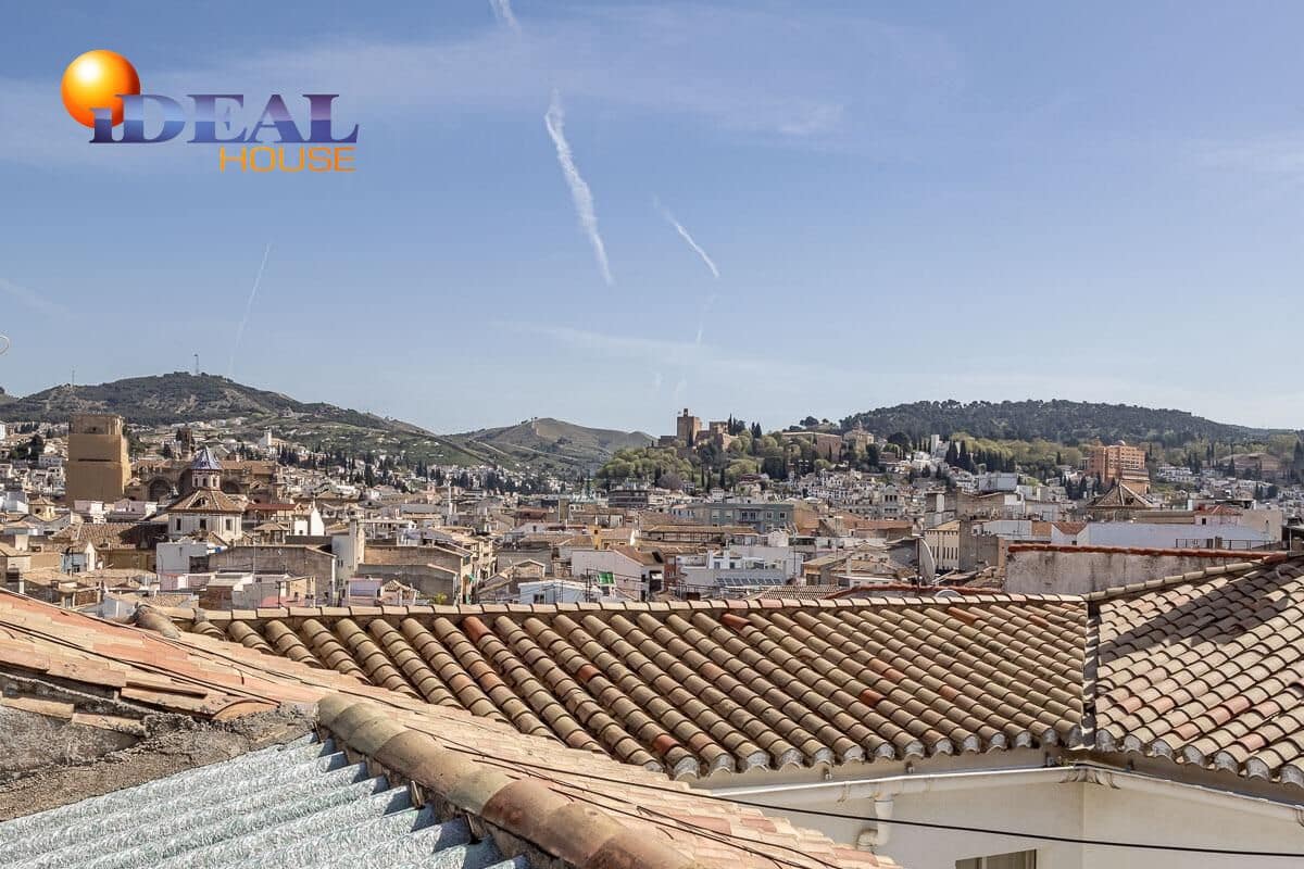 11 bedroom Apartment for sale in Granada city - € 1,069,000 (Ref: 9434392)