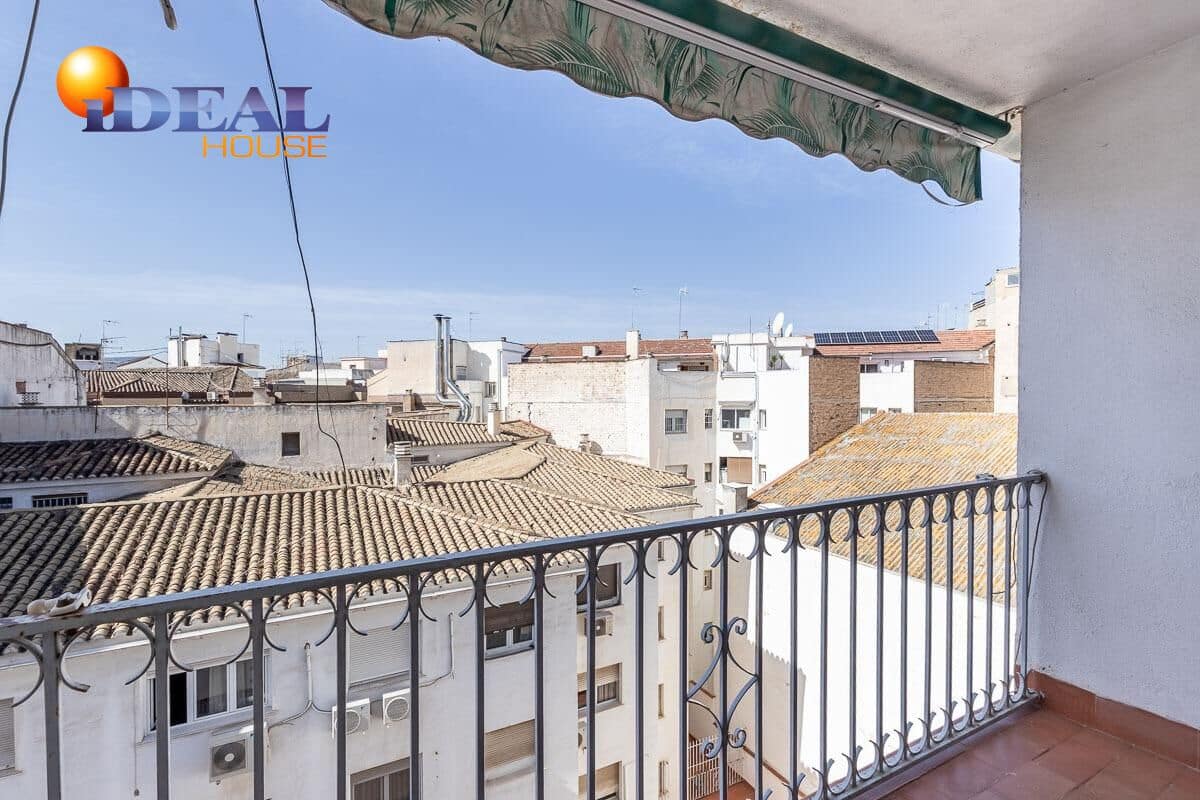 11 bedroom Apartment for sale in Granada city - € 1,069,000 (Ref: 9434392)