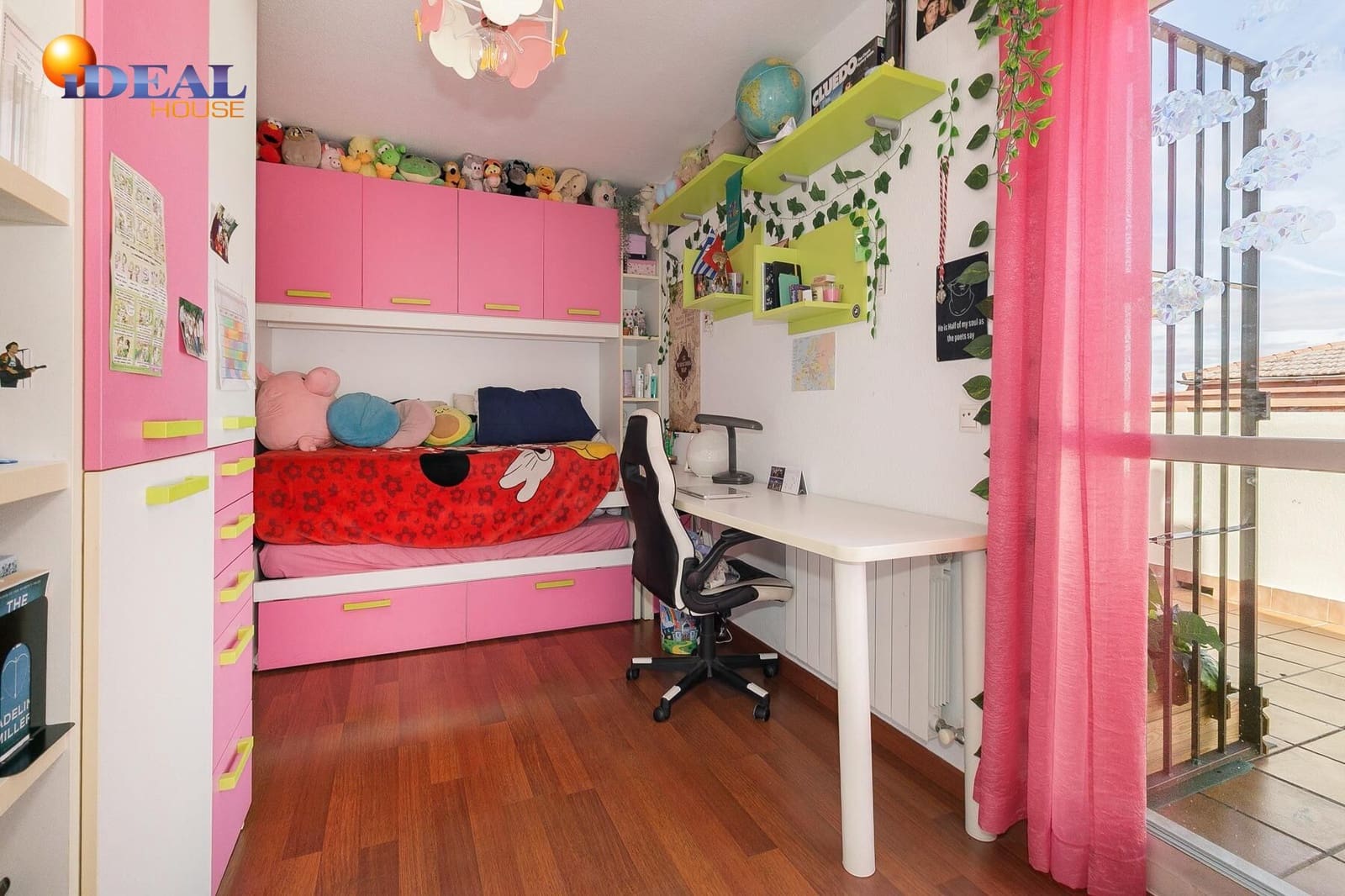 4 sypialnia Penthouse na sprzedaż w Armilla z garażem - 349 900 € (Ref: 9434393)