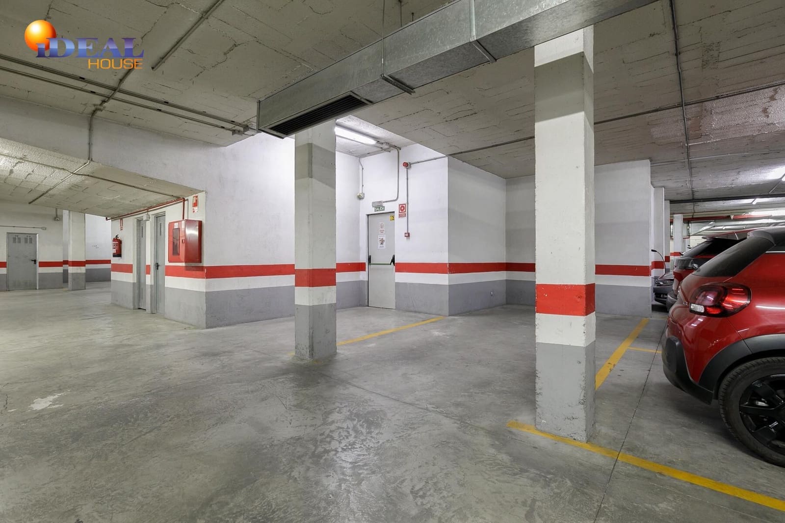 4 sypialnia Penthouse na sprzedaż w Armilla z garażem - 349 900 € (Ref: 9434393)