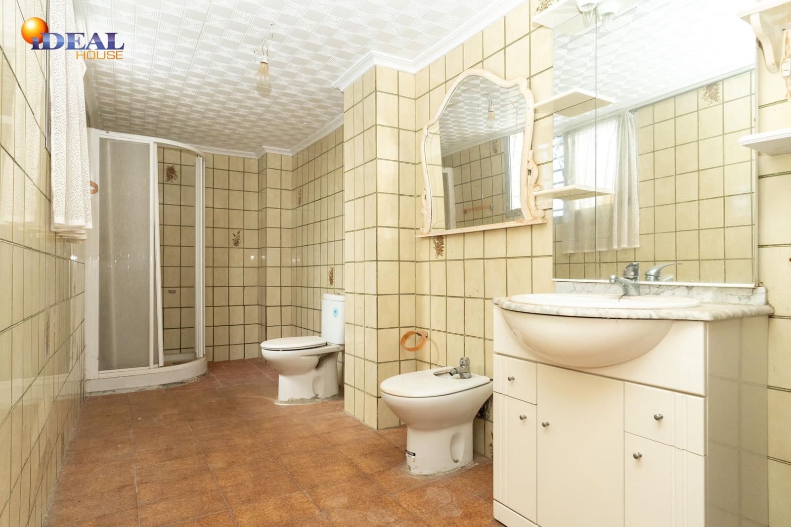 6 soveværelse Rækkehus til salg i Motril - € 155.000 (Ref: 9434397)