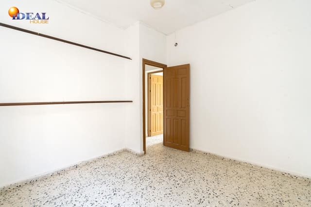 6 soveværelse Rækkehus til salg i Motril - € 155.000 (Ref: 9434397)