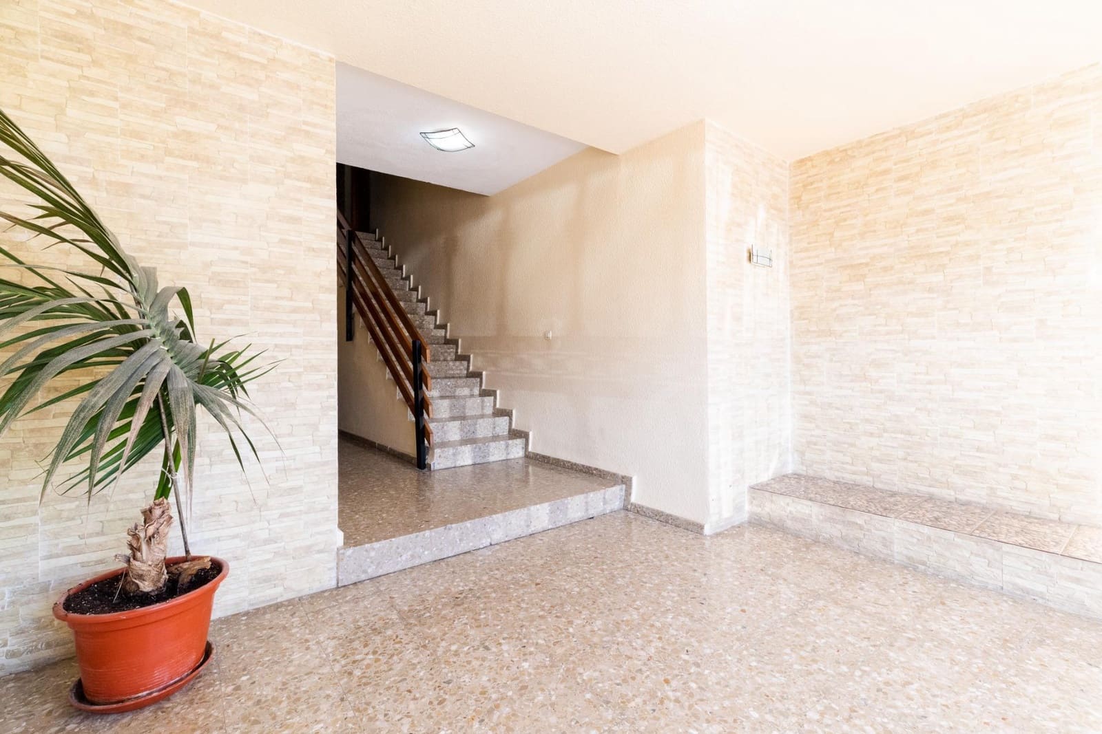 3 bedroom Flat for sale in Santa Fe - € 109,900 (Ref: 9434400)