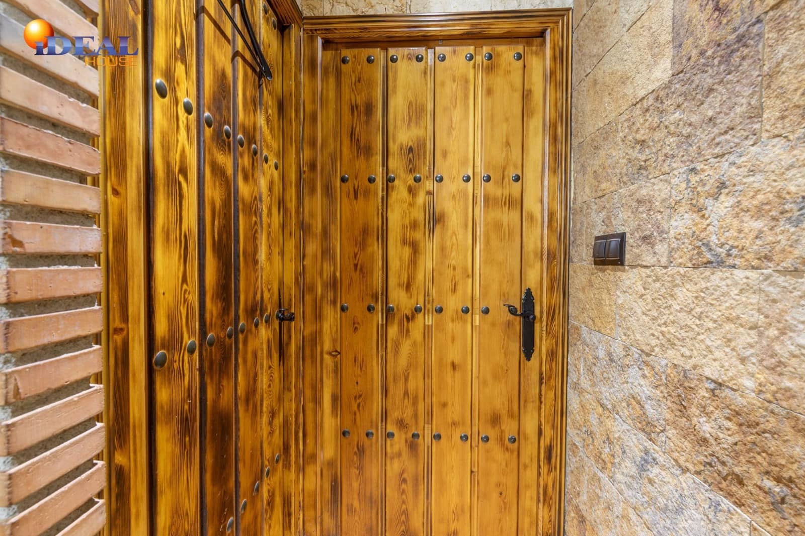 2 soverom Bungalow til salgs i Churriana de la Vega - € 299 900 (Ref: 9434402)