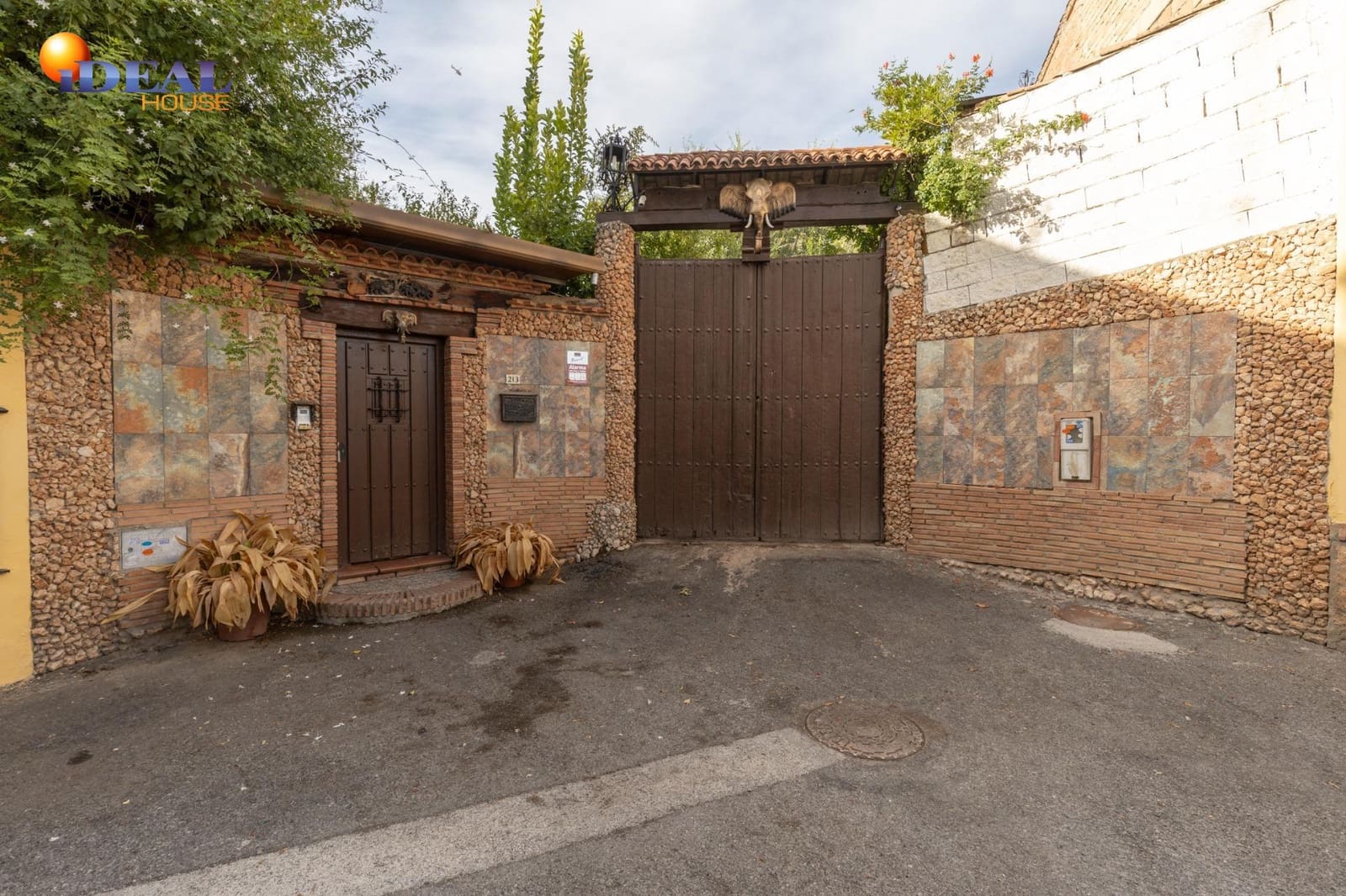 2 soverom Bungalow til salgs i Churriana de la Vega - € 299 900 (Ref: 9434402)