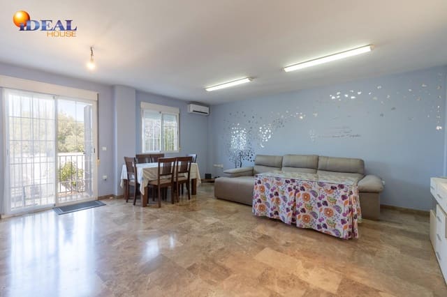 4 soverom Rekkehus til salgs i Cájar med garasje - € 349 000 (Ref: 9434403)