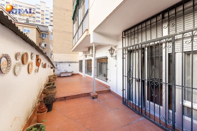 4 soverom Leilighet til salgs i Granada by - € 299 000 (Ref: 9434405)