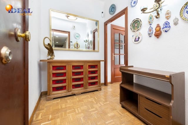 4 soverom Leilighet til salgs i Granada by - € 299 000 (Ref: 9434405)