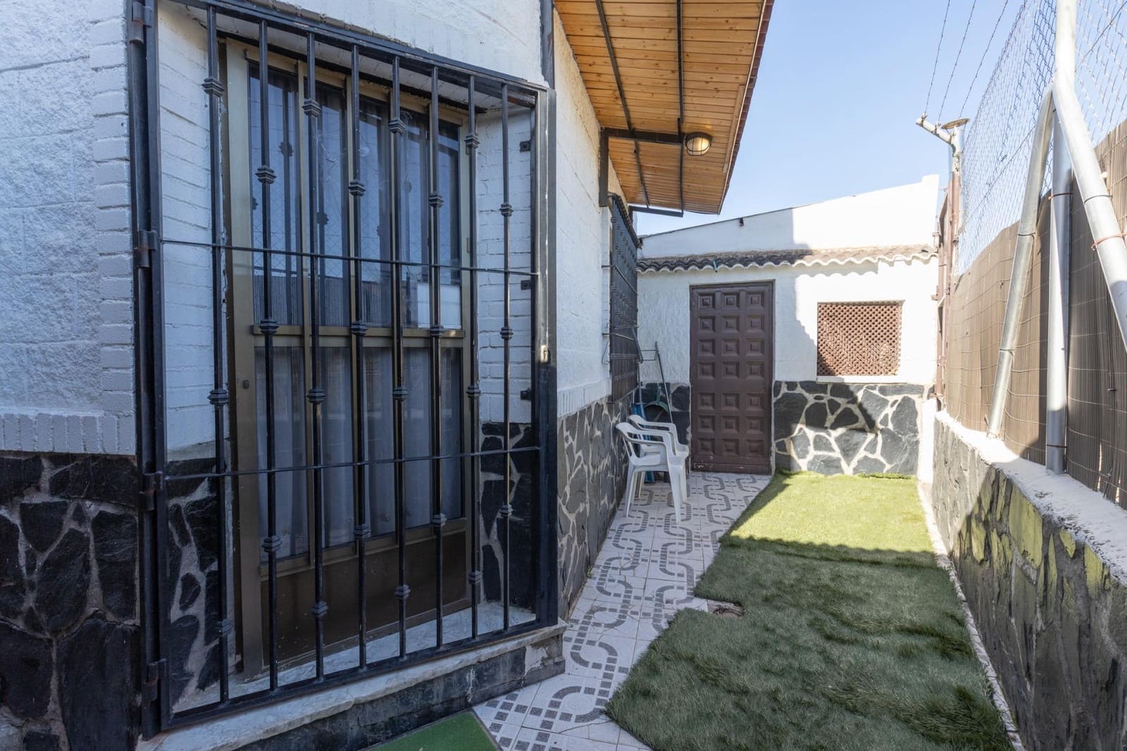 4 sypialnia Finka/Dom wiejski na sprzedaż w Santa Fe z garażem - 194 900 € (Ref: 9434406)